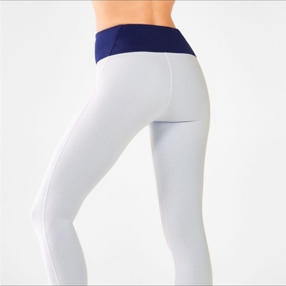 𝅺like NEW SUPER SOFT Iris Heather Powder Blue Heather | HeatherKnit 7/8 leggings